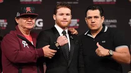 El Canelo Ãlvarez emite un mensaje alentador a su afición además de donar Equipo médico a un Hospital de Guadalajara Jalisco medidas frente al COVID-19